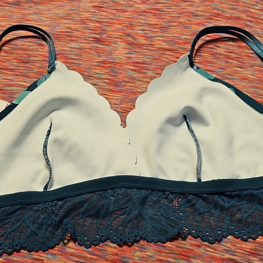 Auden Green Floral Lace Bralette NWT - Picture 10 of 11